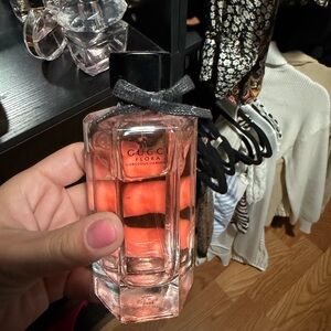 Gucci Flora Gorgeous perfume